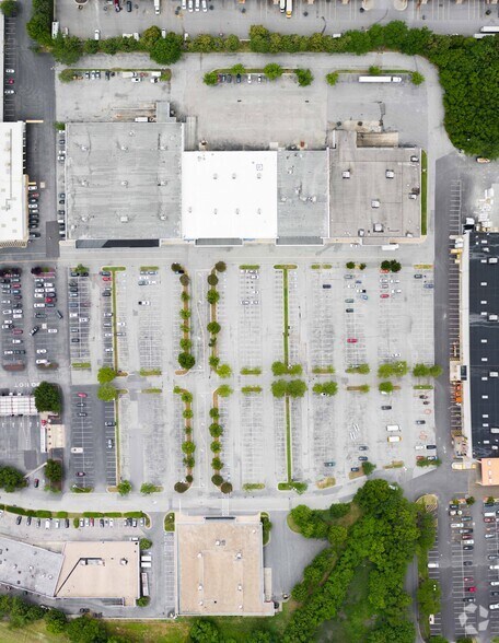 More Photos Of 585-597 Ordnance Rd, Glen Burnie Unknown For Lease