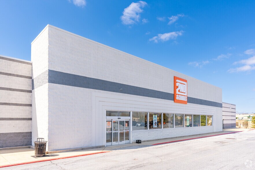 Primary Photo Of 460 Mall Rd, Harrisburg Freestanding For Sale