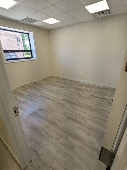 More Photos Of 286-290 Lodi St, Hackensack Warehouse For Sale