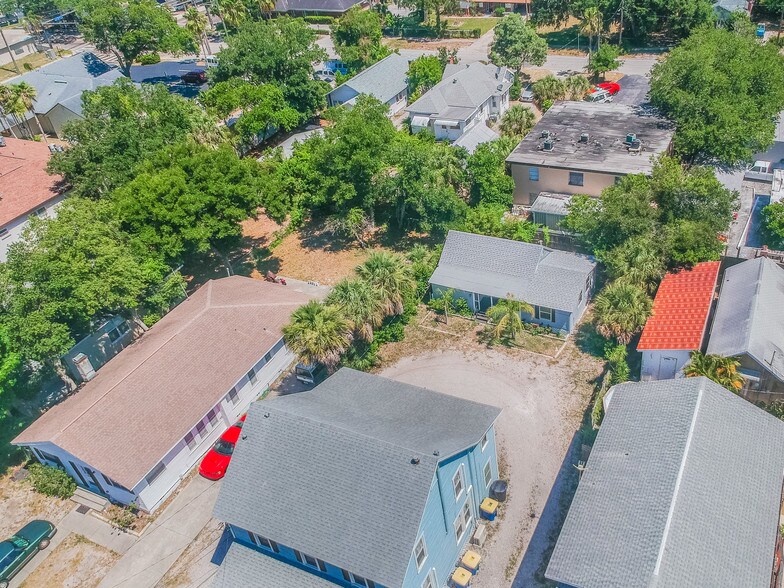 More Photos Of 822 Grand Central St, Clearwater Apartments For Sale
