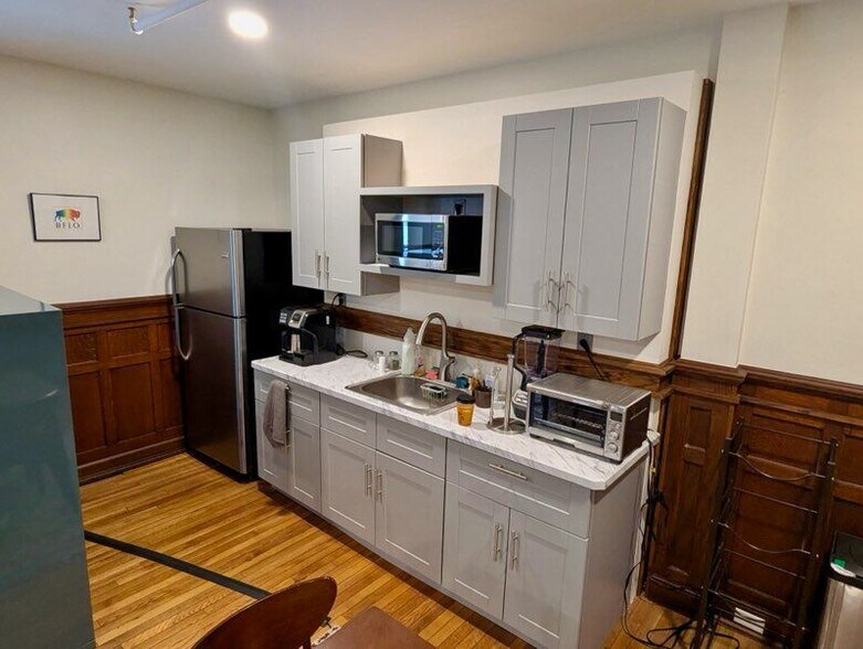 More Photos Of 415 Elmwood Ave, Buffalo Schools For Lease
