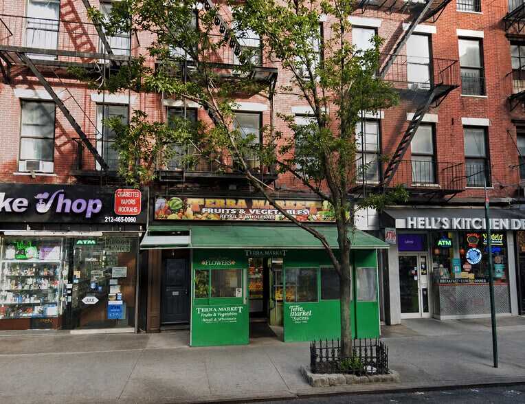 Primary Photo Of 533 9th Ave, New York Apartments For Lease