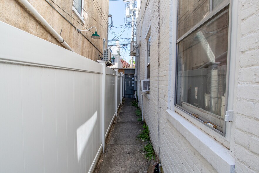 More Photos Of 45 Bridge St, Lambertville Storefront Retail Office For Sale