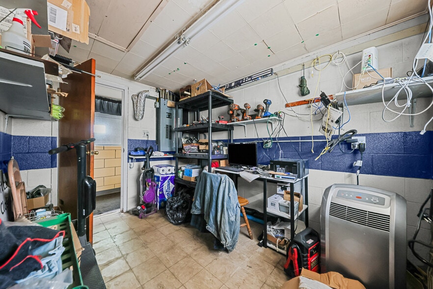 More Photos Of 44 E Harrison St, Alliance Carwash For Sale