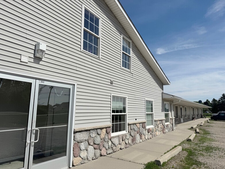More Photos Of 7201 Maple Valley Rd, Brown City Apartments For Sale