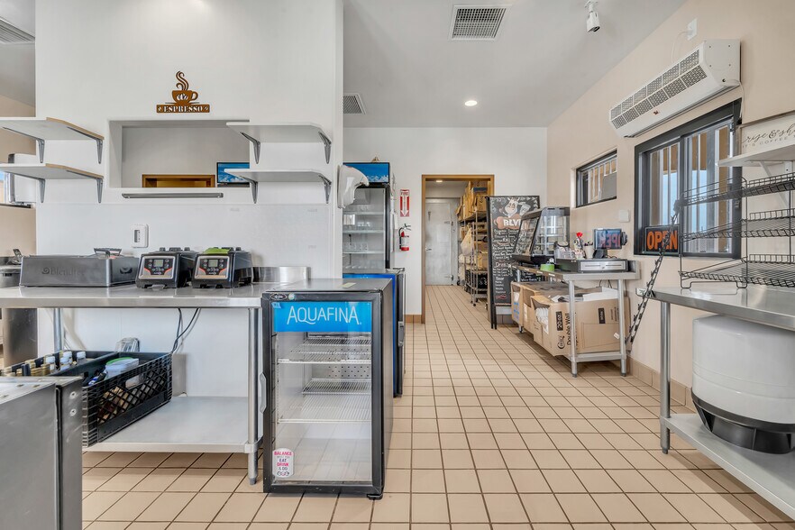 More Photos Of 10624 S. Loop blvd, California City Fast Food For Sale