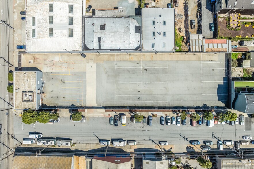 More Photos Of 1620 Innes Ave, San Francisco Land For Sale