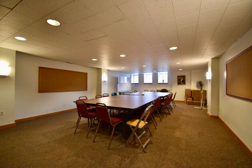 More Photos Of 209 Washtenaw Rd, Ypsilanti Specialty For Lease