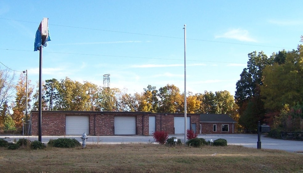 Primary Photo Of 259 N Price Rd, Buford Flex For Sale