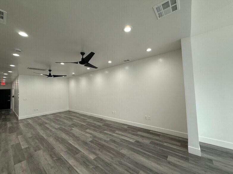 More Photos Of 514-520 McHenry Ave, Modesto Storefront For Lease