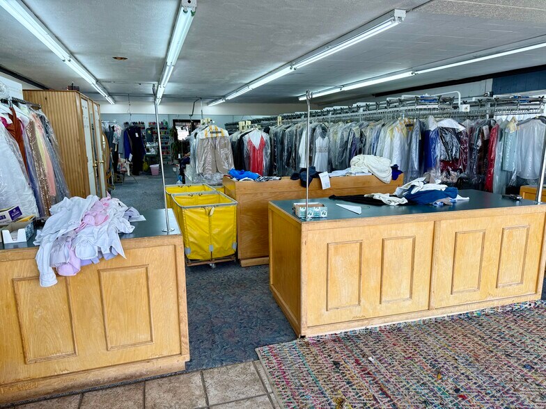 More Photos Of 3707 Hillsboro Pike, Nashville Storefront Retail Office For Sale