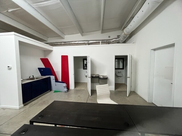 More Photos Of 171 Gardner Lacy Rd, Myrtle Beach Light Manufacturing For Lease