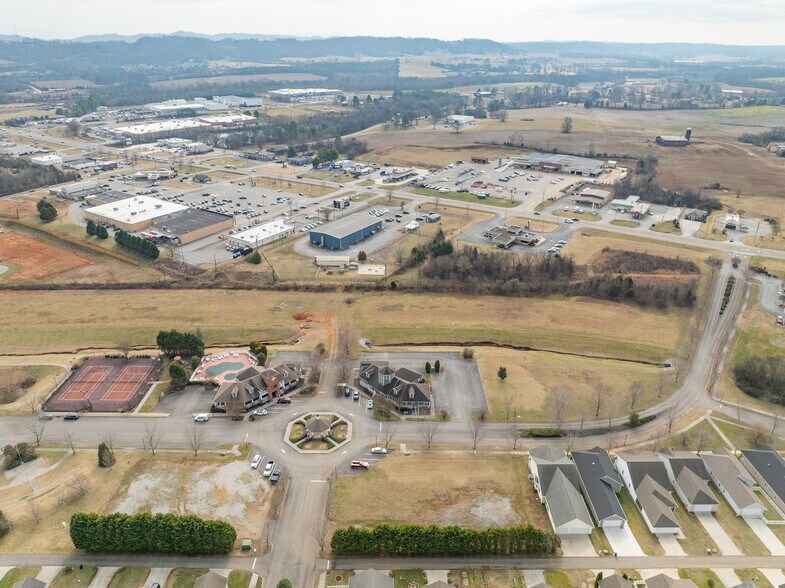 More Photos Of 130 Willowcreek Blvd, Sweetwater Medical For Sale