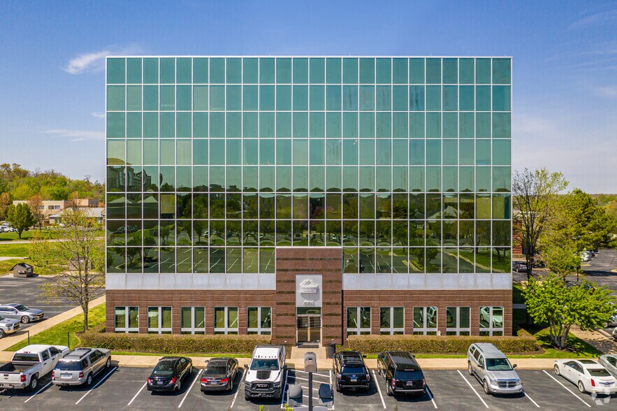 More Photos Of 5414 Pinnacle Point Dr, Rogers Office For Lease