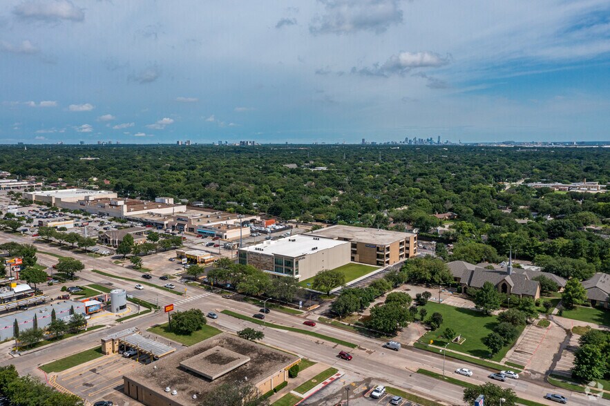 More Photos Of 3530 Forest Ln, Dallas Office For Lease