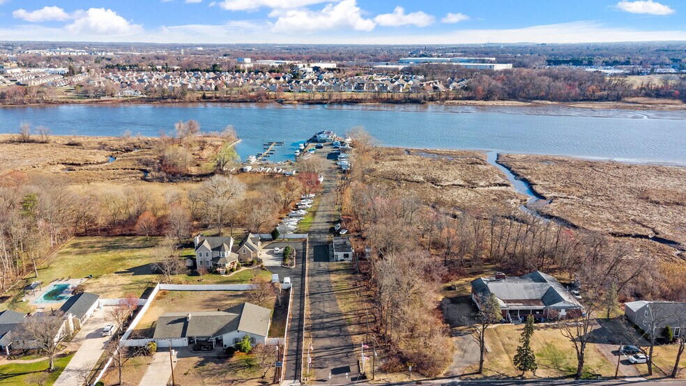 More Photos Of 625 Harrison St, Riverside General Retail For Sale