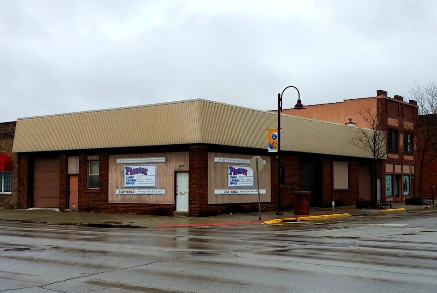 Primary Photo Of 417 Duff Ave, Ames Light Manufacturing For Lease