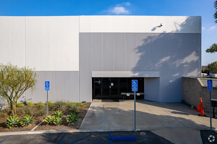 More Photos Of 18215 E Rowland St, City of Industry Unknown For Lease