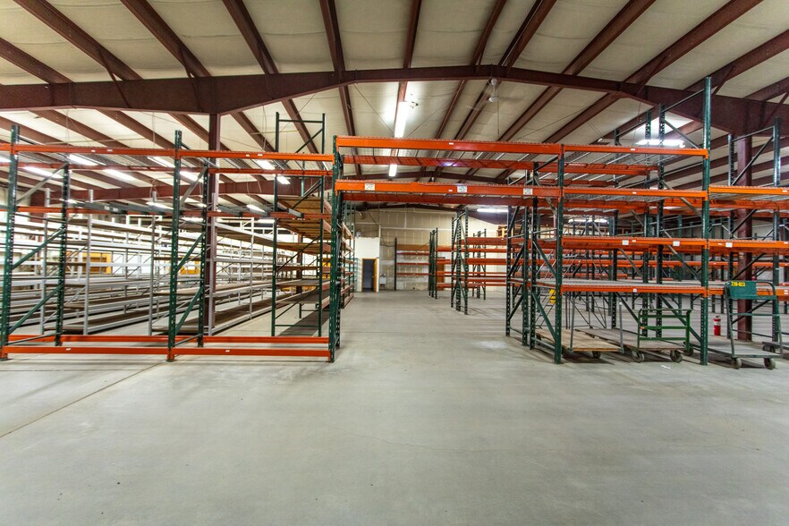 More Photos Of 100 9th Ave S, Great Falls Warehouse For Sale