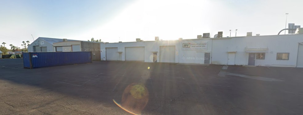 More Photos Of 650 W McKellips Rd, Mesa Warehouse For Lease