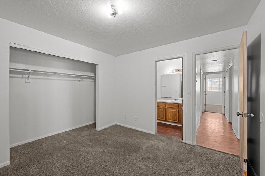 More Photos Of 1412 10th St, Greeley Apartments For Sale