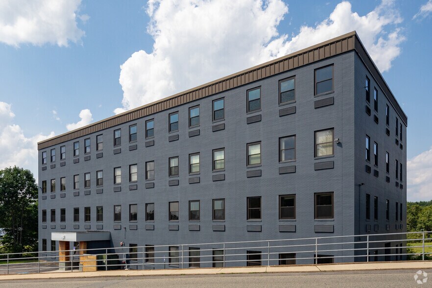 Primary Photo Of 161 Forbes Rd, Braintree Office For Lease