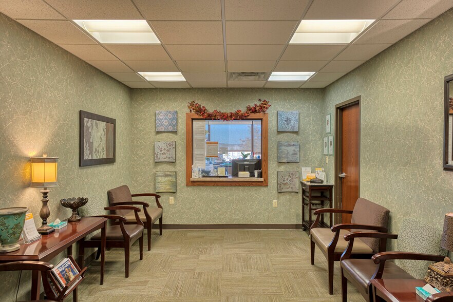 More Photos Of 500 N Keene St, Columbia Medical For Sale