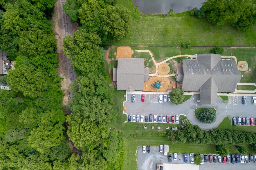 More Photos Of 1071 Woodberry Square Pl, Lynchburg Office For Sale