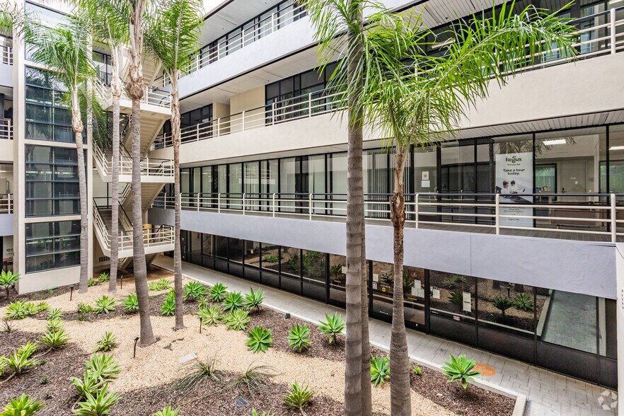 More Photos Of 901 W Civic Center Dr, Santa Ana Office For Sale