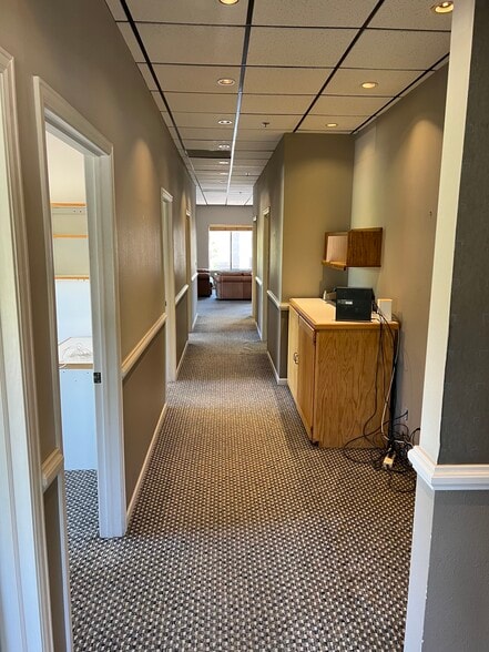 More Photos Of 34237 Highway 6, Edwards Bank For Lease