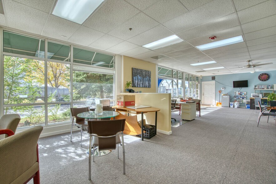 More Photos Of 201 Terry St, Longmont Storefront For Lease