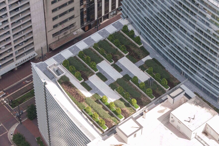 More Photos Of 811 Main St, Houston Office For Lease