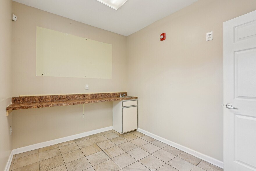 More Photos Of , Levittown General Retail For Sale