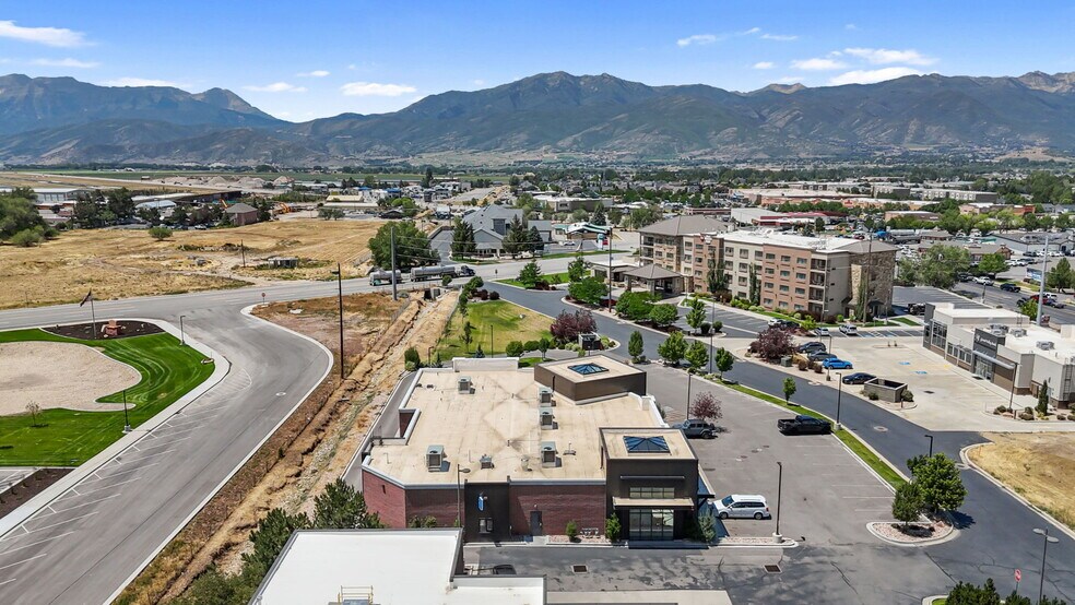 More Photos Of 200 Gateway, Heber City Freestanding For Lease