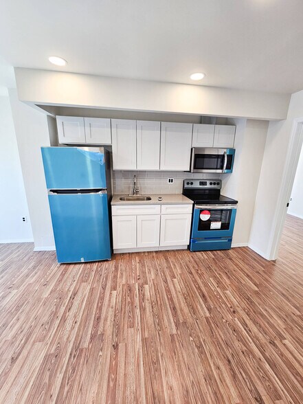 More Photos Of 686 Eagle Ave, Bronx Apartments For Sale