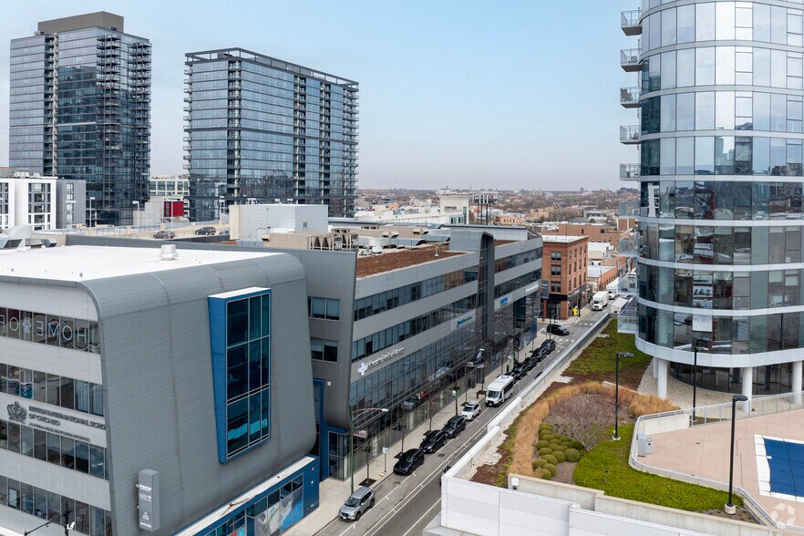 More Photos Of 1460-1466 N Halsted St, Chicago Medical For Lease