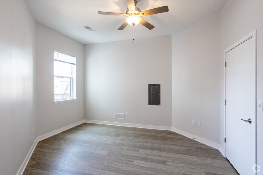 More Photos Of 501 4th Ave SE, Cedar Rapids Apartments For Lease