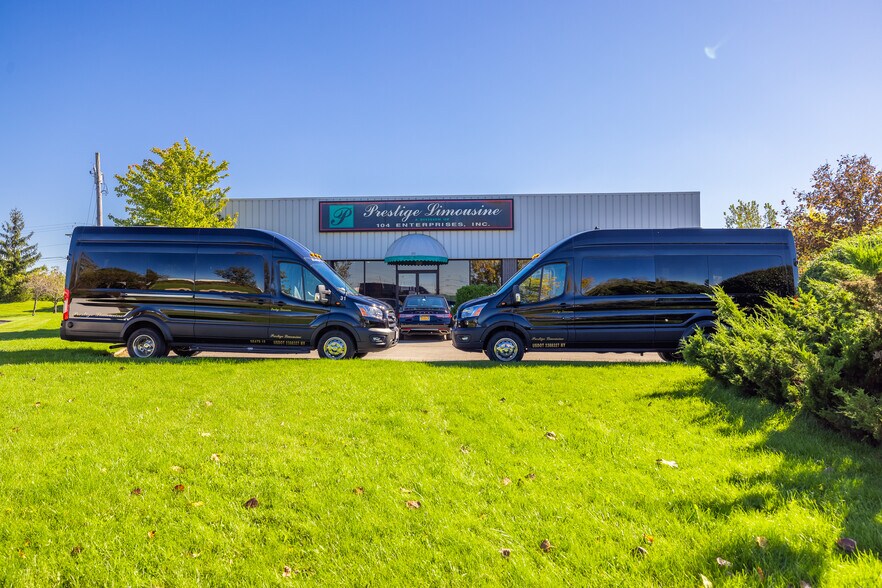 More Photos Of 85 Goodway Dr, Rochester Warehouse For Sale
