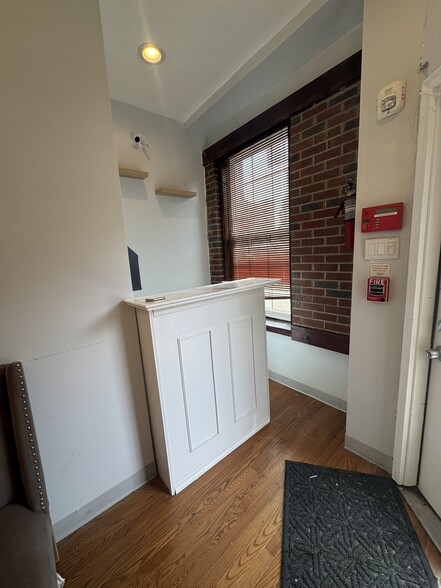 More Photos Of 1641 W Girard Ave, Philadelphia Office Residential For Sale