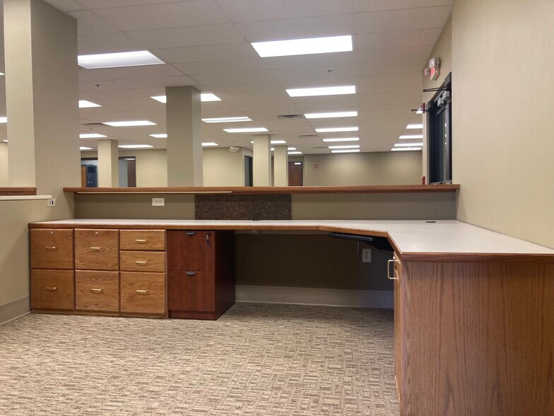 More Photos Of 105 1st St SE, Minot Apartments For Sale