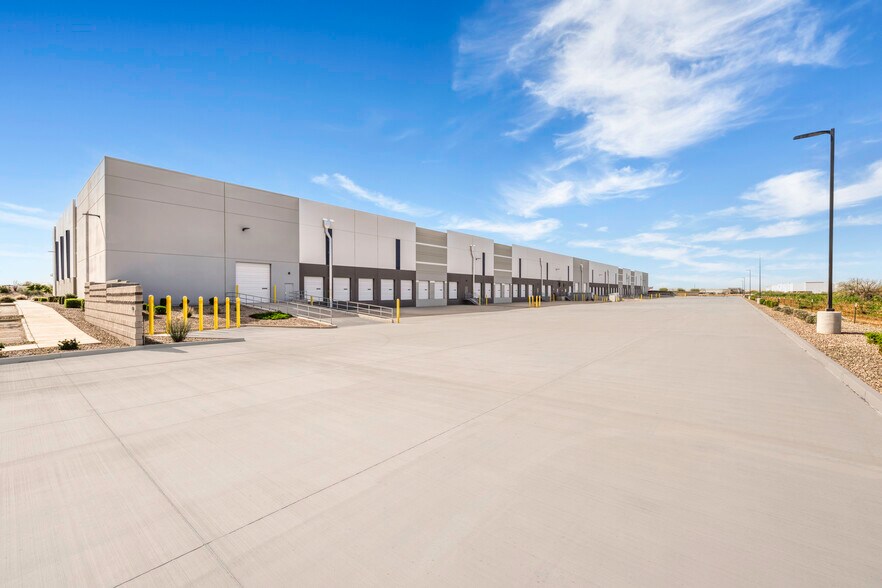 More Photos Of NWC Loop 202 & Sossaman Rd, Mesa Unknown For Lease