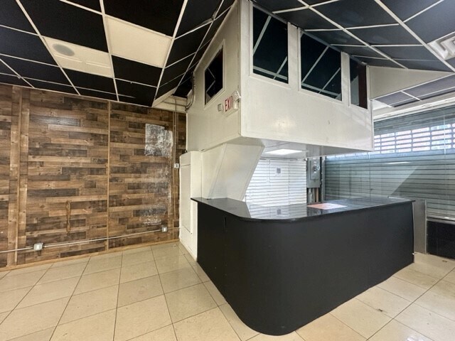 More Photos Of 10657 160th St, Jamaica Storefront For Lease