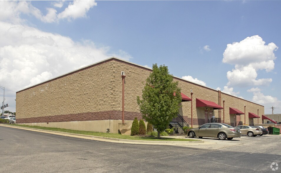 More Photos Of 14248 Manchester Rd, Manchester Storefront For Lease