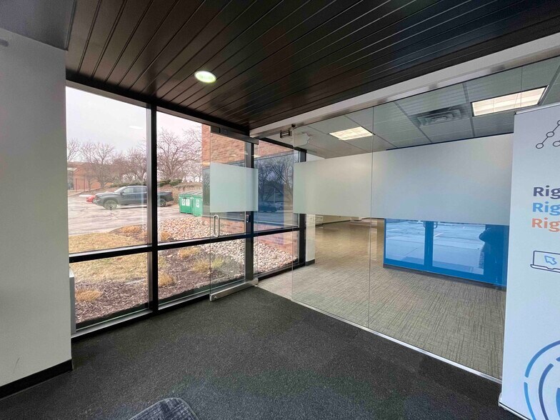 More Photos Of 1010 N 96th St, Omaha Office For Sale