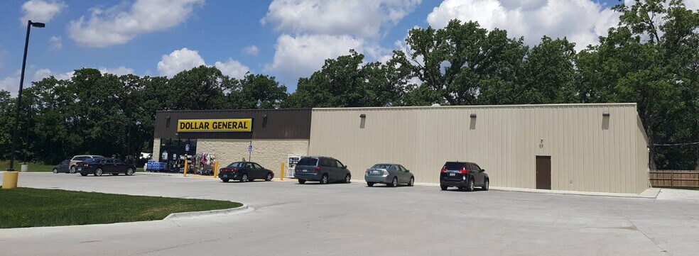 More Photos Of 1111 Coyne Center Rd, Milan General Retail For Sale