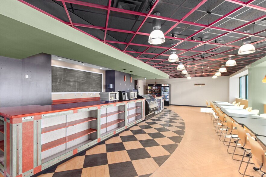 More Photos Of 10304 Spotsylvania Ave, Fredericksburg Office For Lease