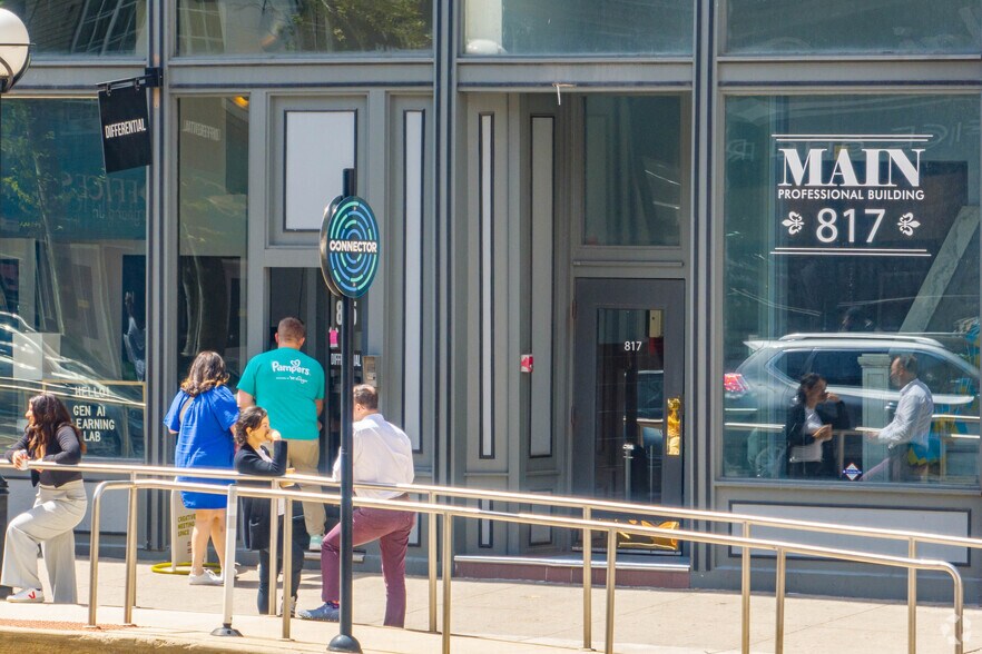 More Photos Of 817 Main St, Cincinnati Coworking Space