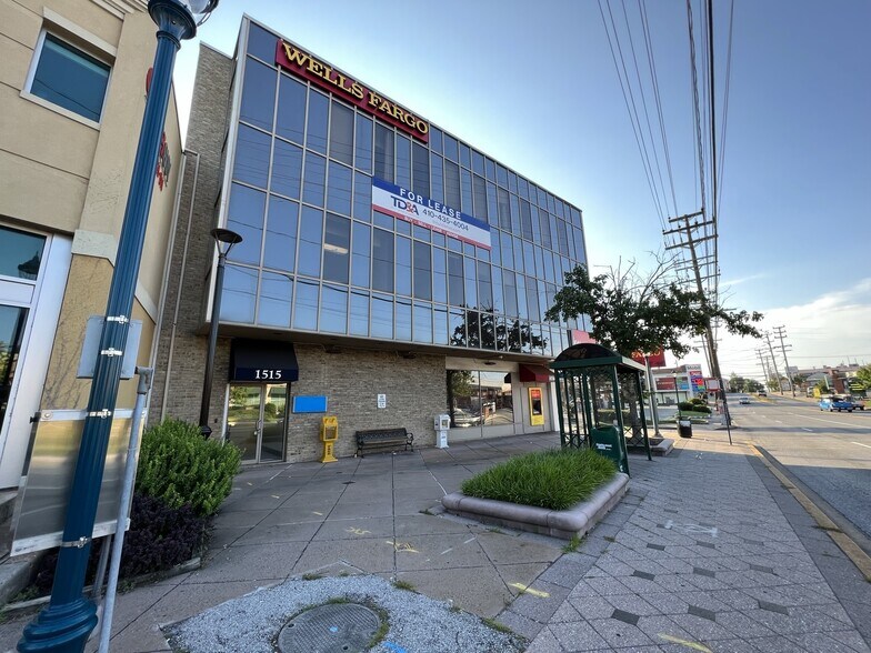 More Photos Of 1515 Reisterstown Rd, Pikesville Office For Lease
