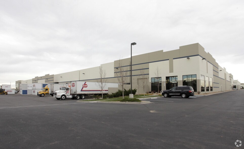 Primary Photo Of 3500 N Windsor Dr, Aurora Warehouse For Lease