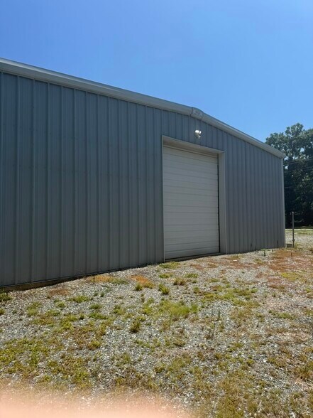 More Photos Of 759 Jimmie Kerr Rd, Haw River Auto Repair For Sale